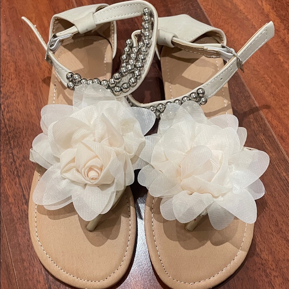 Ivory Floral Accent Beaded T-Strap Sandals